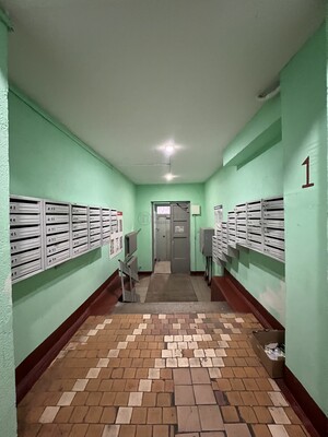 Продам однокомнатную (1-комн.) квартиру, Пролетарский пр-кт, 13, Москва г