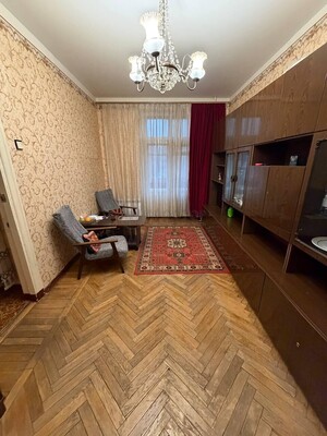 Продам трехкомнатную (3-комн.) квартиру, Новый Зыковский проезд, 3, Москва г