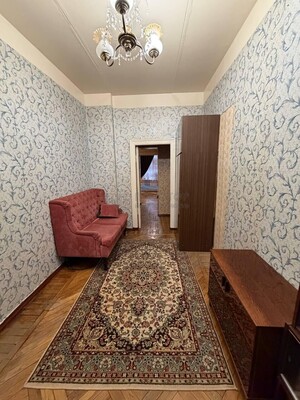 Продам трехкомнатную (3-комн.) квартиру, Новый Зыковский проезд, 3, Москва г