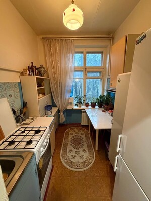 Продам трехкомнатную (3-комн.) квартиру, Новый Зыковский проезд, 3, Москва г