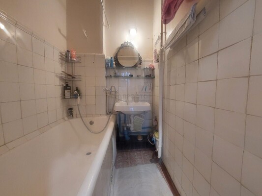 Продам трехкомнатную (3-комн.) квартиру, Новый Зыковский проезд, 3, Москва г