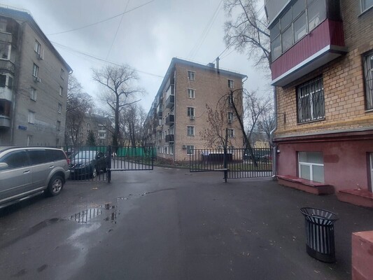 Продам трехкомнатную (3-комн.) квартиру, Новый Зыковский проезд, 3, Москва г