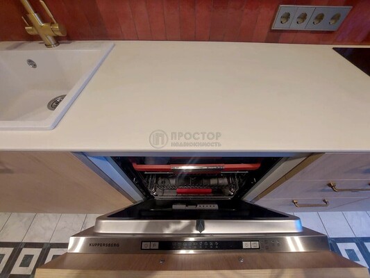 Продам двухкомнатную (2-комн.) квартиру, Волоколамское ш, 95/2, Москва г