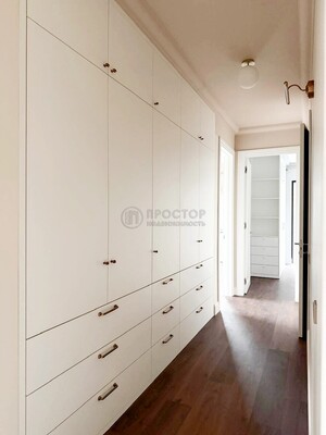 Продам двухкомнатную (2-комн.) квартиру, Волоколамское ш, 95/2, Москва г