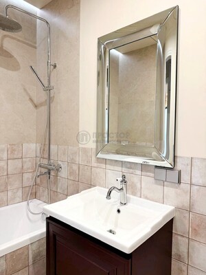 Продам двухкомнатную (2-комн.) квартиру, Волоколамское ш, 95/2, Москва г