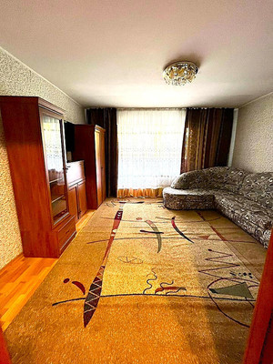 Продам двухкомнатную (2-комн.) квартиру, Маршала Борзова ул, 104, Калининград г