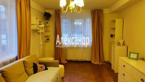 Продам трехкомнатную (3-комн.) квартиру, Светлановский пр-кт, 77, Санкт-Петербург г