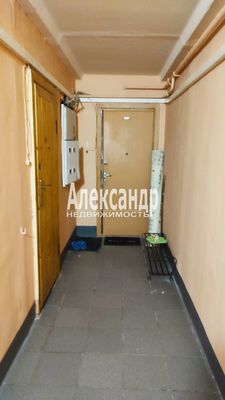 Продам трехкомнатную (3-комн.) квартиру, Светлановский пр-кт, 77, Санкт-Петербург г