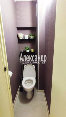 Продам трехкомнатную (3-комн.) квартиру, Светлановский пр-кт, 77, Санкт-Петербург г