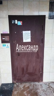 Продам трехкомнатную (3-комн.) квартиру, Светлановский пр-кт, 77, Санкт-Петербург г