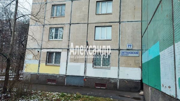 Продам трехкомнатную (3-комн.) квартиру, Светлановский пр-кт, 77, Санкт-Петербург г