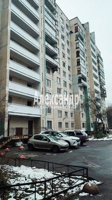 Продам трехкомнатную (3-комн.) квартиру, Светлановский пр-кт, 77, Санкт-Петербург г