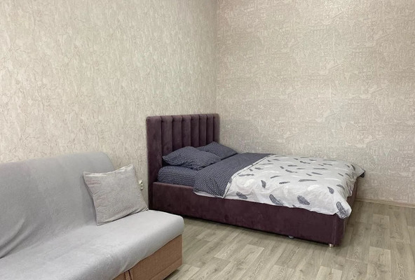 Продам однокомнатную (1-комн.) квартиру, Дачная ул, 8, Калининград г