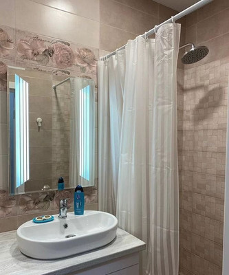 Продам однокомнатную (1-комн.) квартиру, Дачная ул, 8, Калининград г