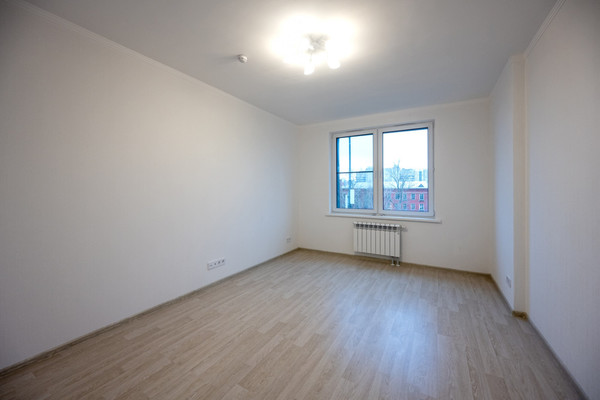 Продам двухкомнатную (2-комн.) квартиру, Кедрова ул, 16к3, Москва г