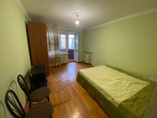 Сдам двухкомнатную (2-комн.) квартиру, Луначарского ул, 402, Армавир г