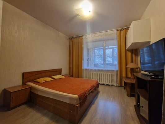 Сдам трехкомнатную (3-комн.) квартиру, Подольская ул, 7, Северово д