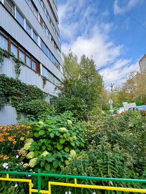 Продам однокомнатную (1-комн.) квартиру, Измайловский пр-кт, 61, Москва г