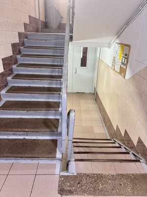 Продам однокомнатную (1-комн.) квартиру, Измайловский пр-кт, 61, Москва г