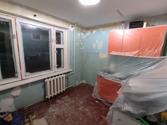 Продам однокомнатную (1-комн.) квартиру, Кочетова ул, 30, Великий Новгород г