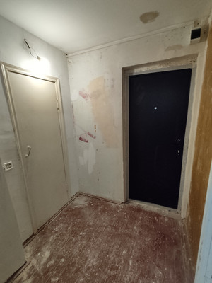 Продам однокомнатную (1-комн.) квартиру, Кочетова ул, 30, Великий Новгород г