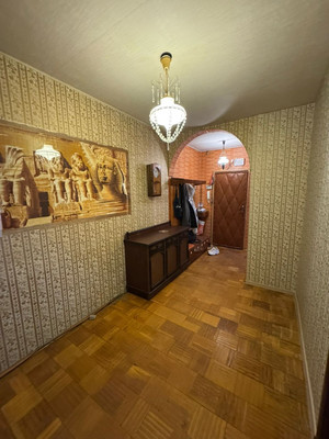 Сдам трехкомнатную (3-комн.) квартиру, Новгородская ул, 4, Москва г