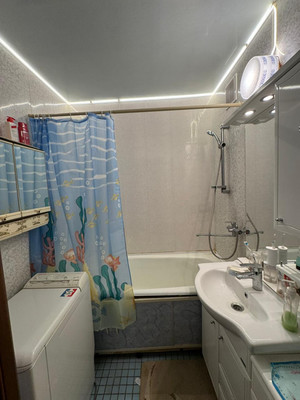 Сдам трехкомнатную (3-комн.) квартиру, Новгородская ул, 4, Москва г