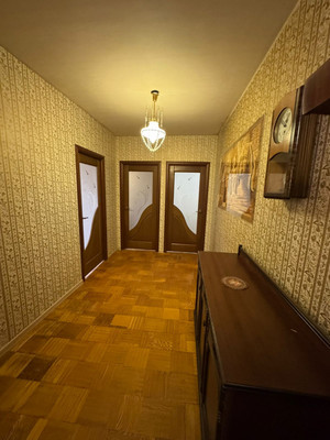 Сдам трехкомнатную (3-комн.) квартиру, Новгородская ул, 4, Москва г