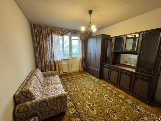 Сдам трехкомнатную (3-комн.) квартиру, Новгородская ул, 4, Москва г