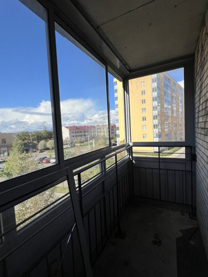 Продам однокомнатную (1-комн.) квартиру, Славянская ул, 5, Коммунар г