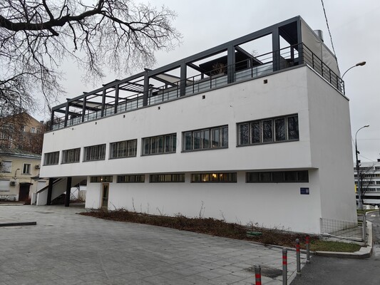 Продам коммерческое помещение 333 м2, Новинский б-р, 25-27с12, Москва г