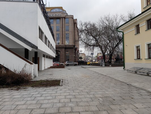 Продам коммерческое помещение 333 м2, Новинский б-р, 25-27с12, Москва г