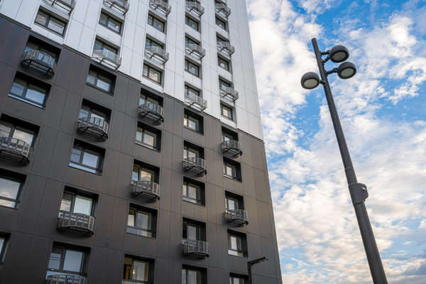 Продам однокомнатную (1-комн.) квартиру, Светланова ул, 11к1, Москва г