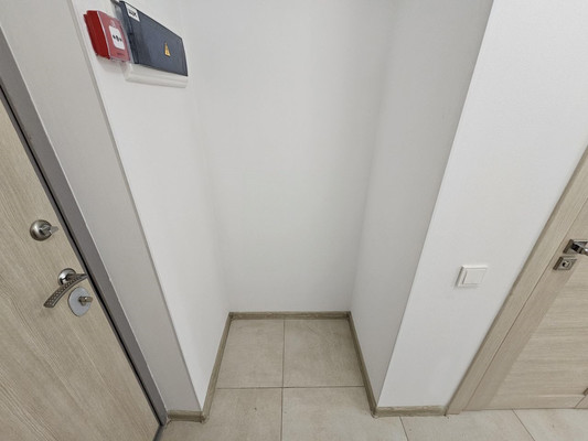 Продам однокомнатную (1-комн.) квартиру, Светланова ул, 11к1, Москва г