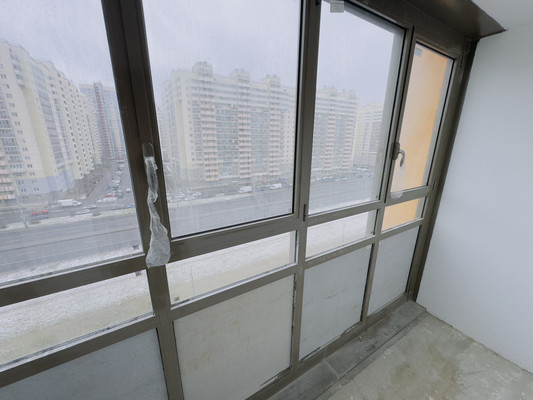 Продам многокомнатную квартиру, Ленинский пр-кт, 68, Санкт-Петербург г