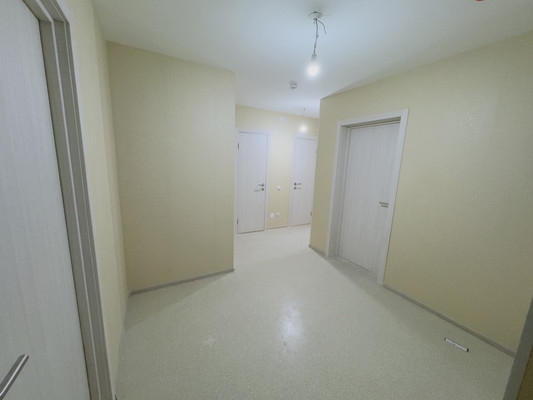 Продам многокомнатную квартиру, Ленинский пр-кт, 68, Санкт-Петербург г