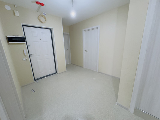 Продам многокомнатную квартиру, Ленинский пр-кт, 68, Санкт-Петербург г