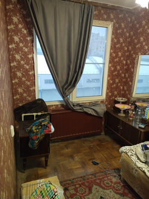 Продам трехкомнатную (3-комн.) квартиру, Новаторов б-р, 10, Санкт-Петербург г