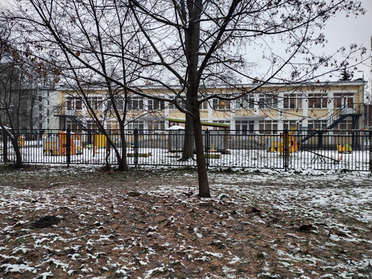 Продам трехкомнатную (3-комн.) квартиру, Новаторов б-р, 10, Санкт-Петербург г