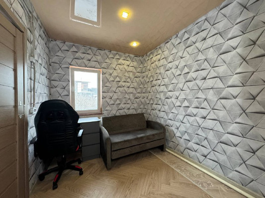 Продам дом, Новороссийская ул, 4, Комсомольск-на-Амуре г, 0 км от города