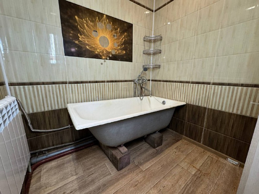 Продам дом, Новороссийская ул, 4, Комсомольск-на-Амуре г, 0 км от города