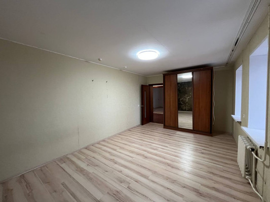 Продам трехкомнатную (3-комн.) квартиру, Лебедева ул, 59, Йошкар-Ола г