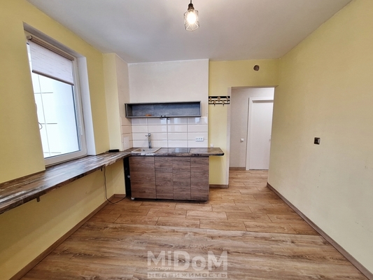 Продам однокомнатную (1-комн.) квартиру, Заречная ул, 11к6 стр 1, Назия п. ж/д ст.