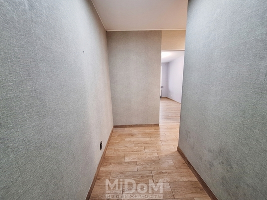 Продам однокомнатную (1-комн.) квартиру, Заречная ул, 11к6 стр 1, Назия п. ж/д ст.