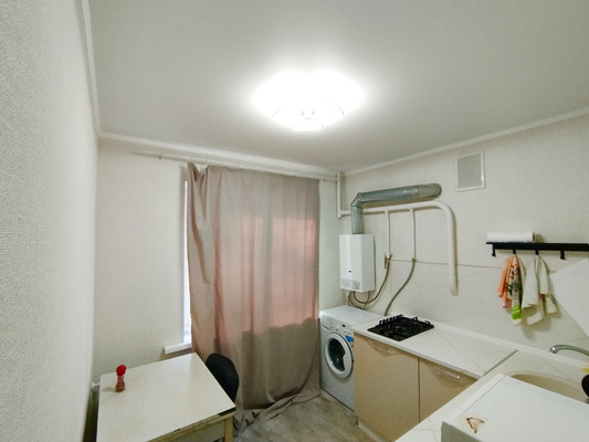 Продам двухкомнатную (2-комн.) квартиру, Пионерская ул, 2, Бородино д