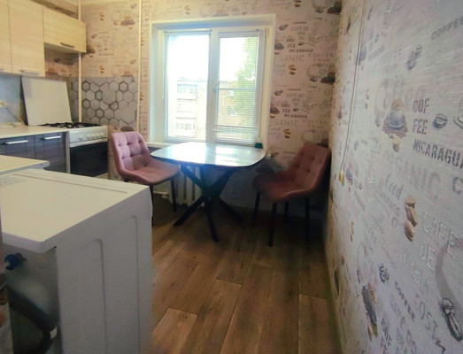 Продам двухкомнатную (2-комн.) квартиру, Высоковольтная ул, 1, Цимлянск г