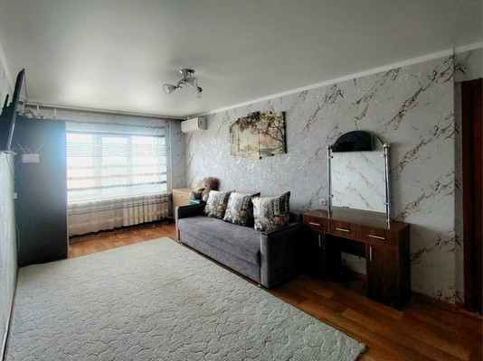 Продам двухкомнатную (2-комн.) квартиру, Высоковольтная ул, 1, Цимлянск г