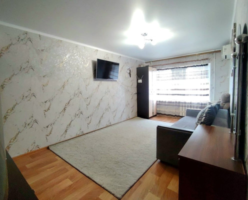 Продам двухкомнатную (2-комн.) квартиру, Высоковольтная ул, 1, Цимлянск г