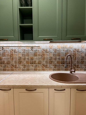 Продам двухкомнатную (2-комн.) квартиру, Васильковая ул, 7, Балтым с