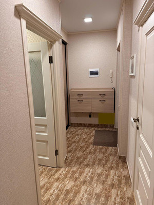 Продам двухкомнатную (2-комн.) квартиру, Васильковая ул, 7, Балтым с